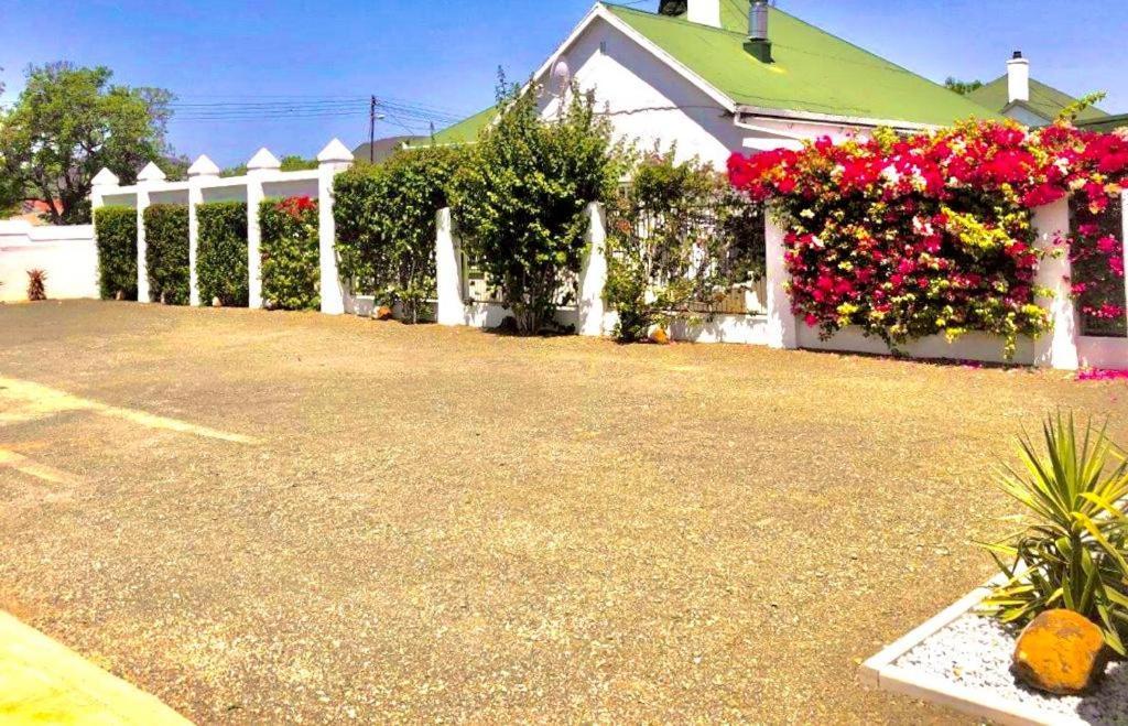 ホテル De Graaff Manor エクステリア 写真